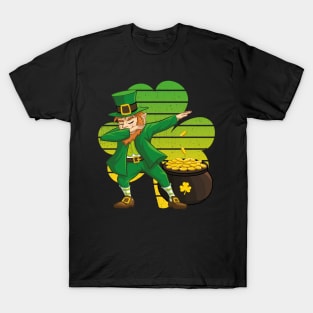 Dabbing Leprechaun St. Patricks Day Vintage Retro Clover Shamrock T-Shirt